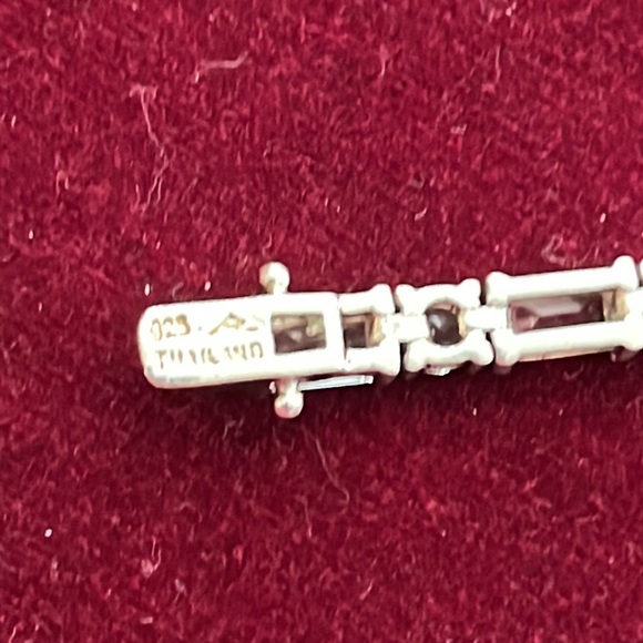 Gorgeous sterling and rhinestone tennis bracelet.  7 1/4” length. - Picture 4 of 7